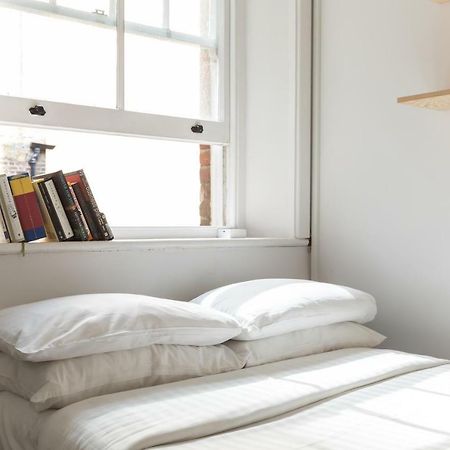 Beautiful pied-a-terre to explore Londra Esterno foto