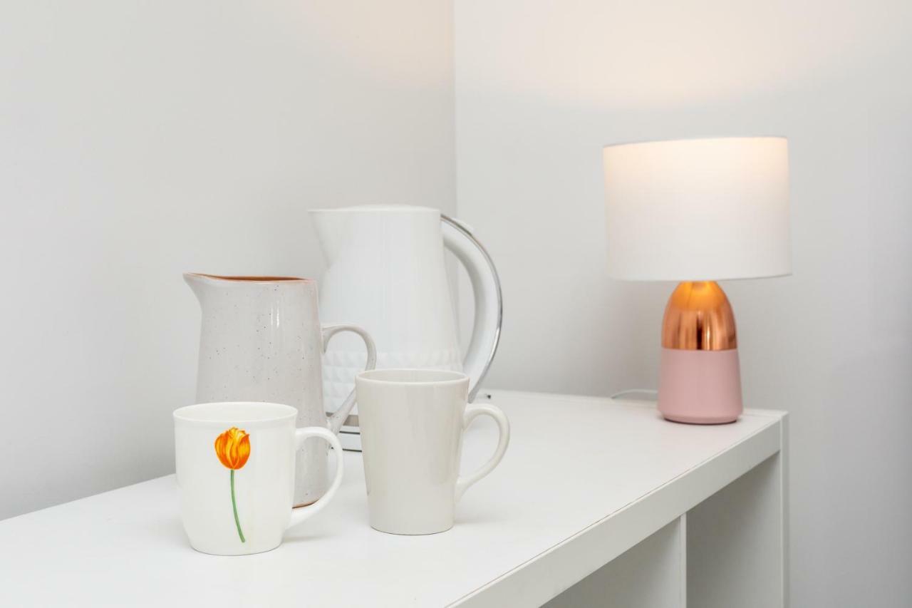 Beautiful pied-a-terre to explore Londra Esterno foto